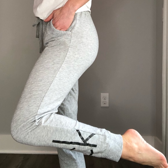 Calvin Klein classic grey sweatpants - Picture 8 of 8
